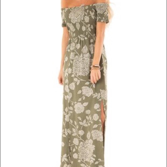 Dresses & Skirts - Olive Green Off the Shoulder Maxi Dress NWT Size M